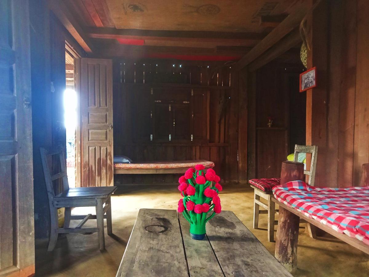 Shanta Ghar A Rustic Guesthouse Chitwan Bagian luar foto