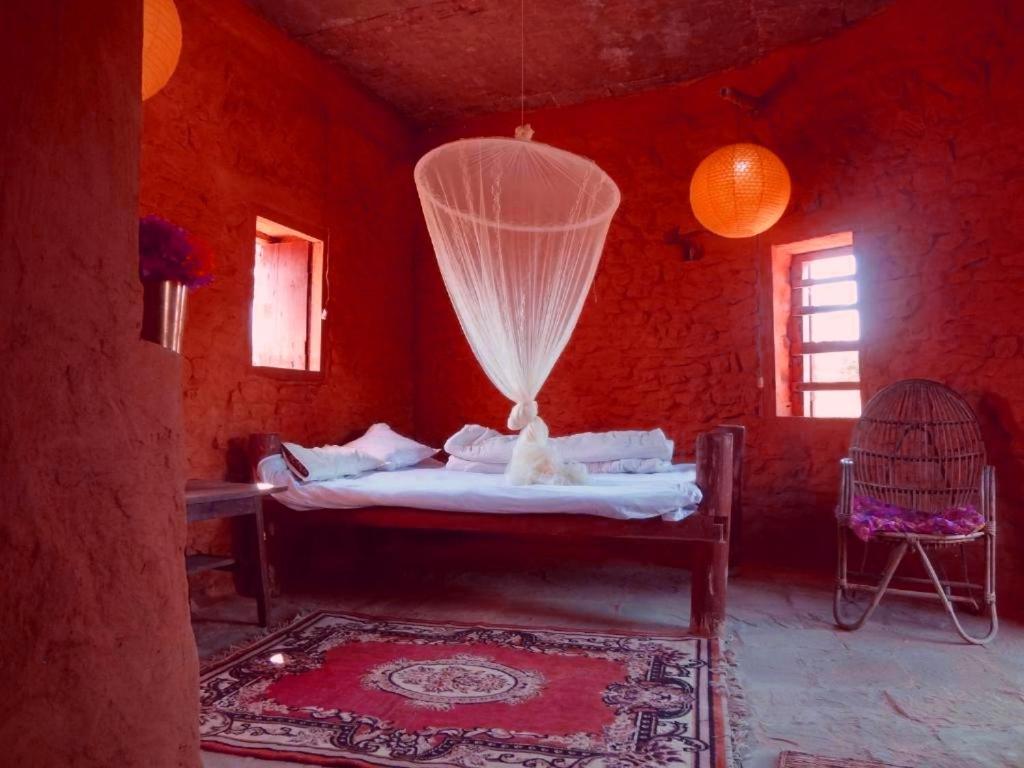 Shanta Ghar A Rustic Guesthouse Chitwan Bagian luar foto
